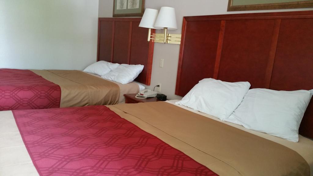Rodeway Inn Mitchell Dış mekan fotoğraf