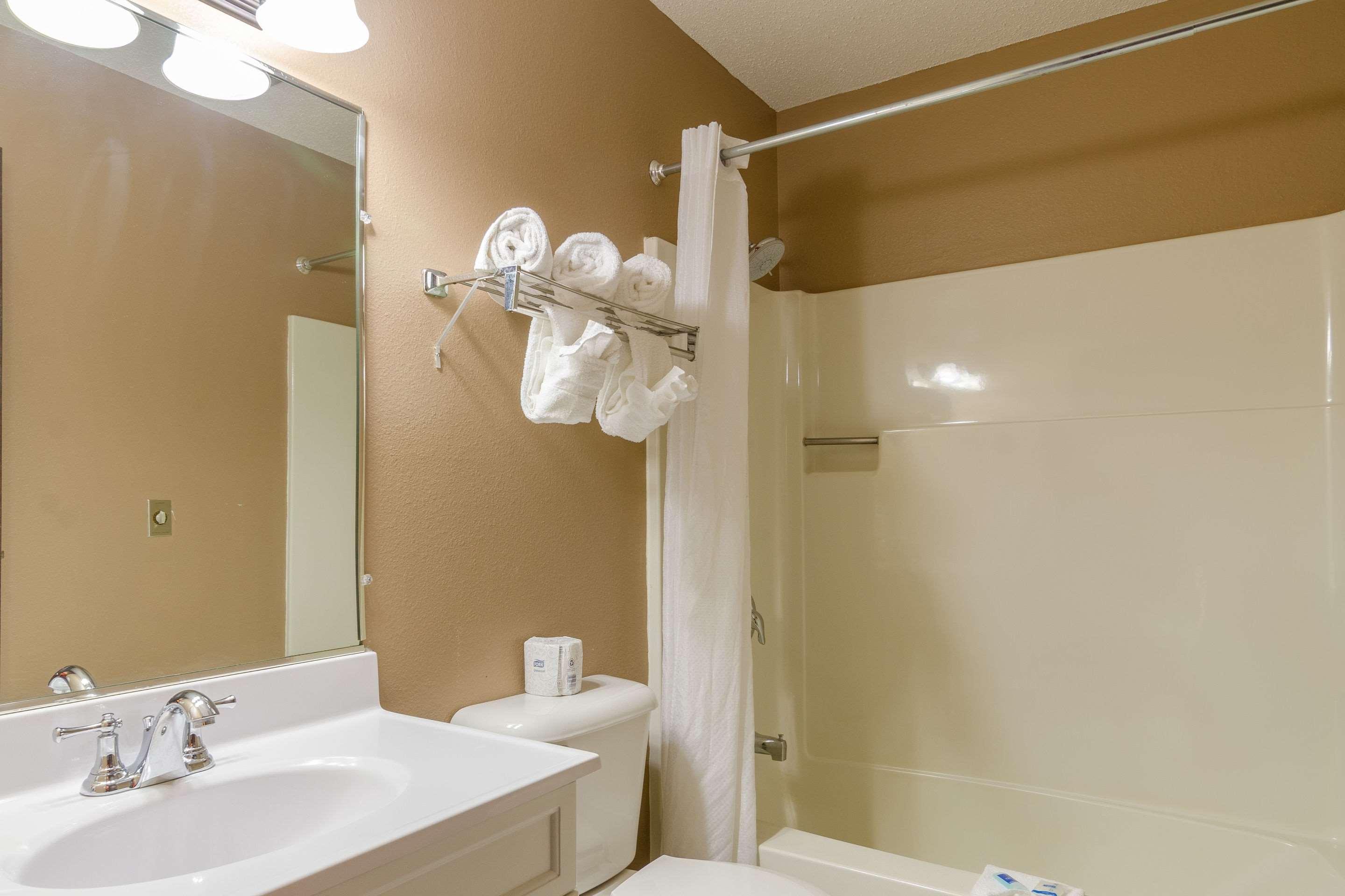 Rodeway Inn Mitchell Dış mekan fotoğraf