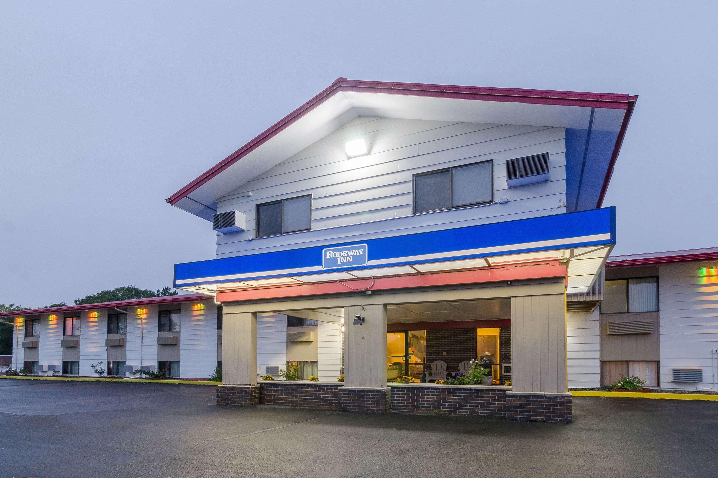 Rodeway Inn Mitchell Dış mekan fotoğraf