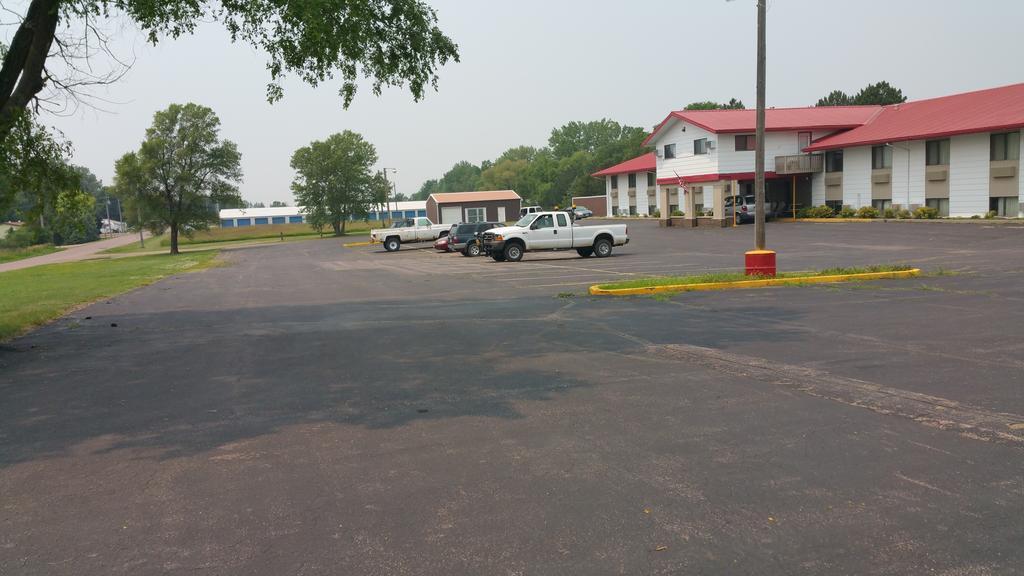 Rodeway Inn Mitchell Dış mekan fotoğraf